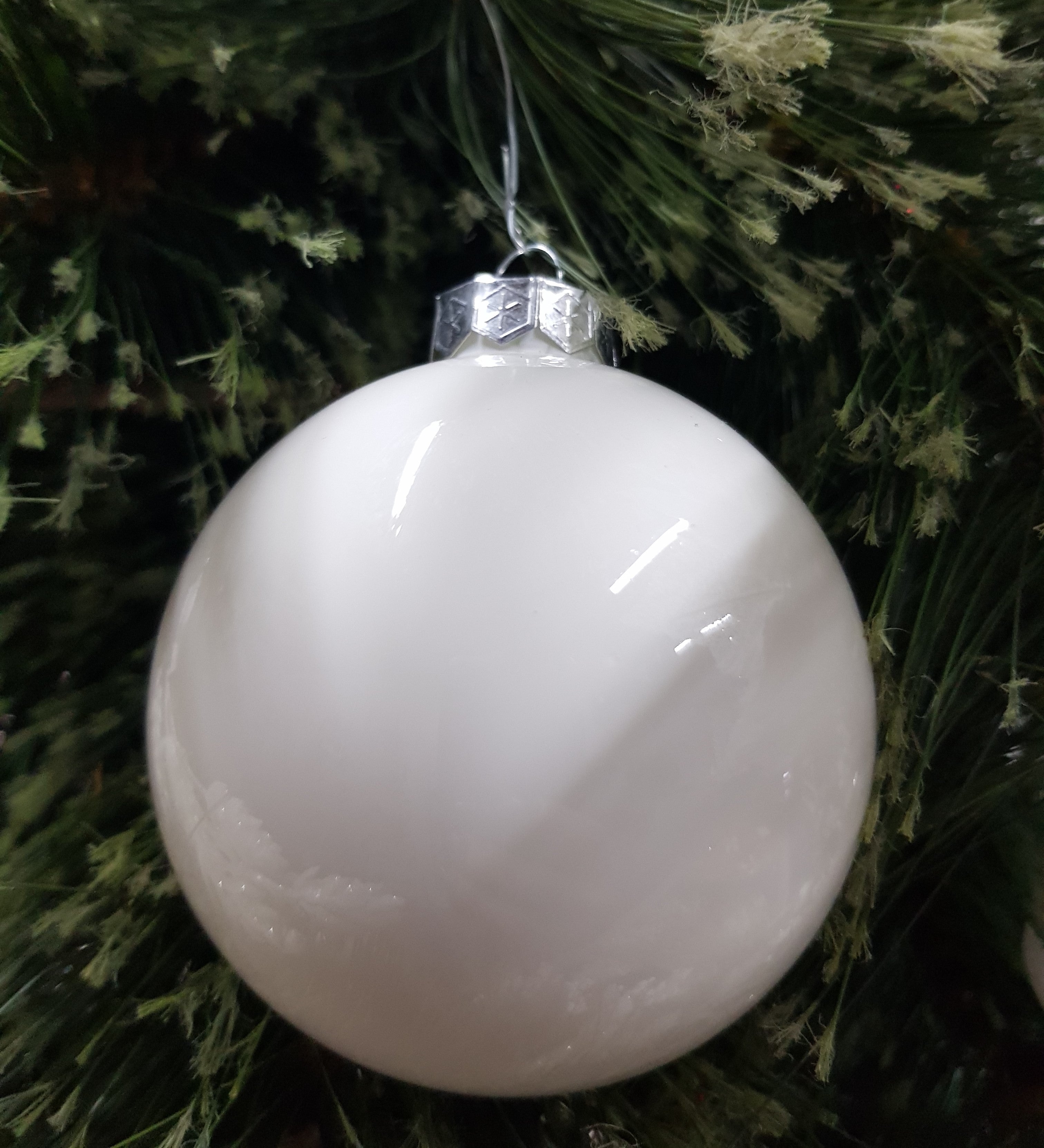 Glass Bauble Pack 12 White 8cm